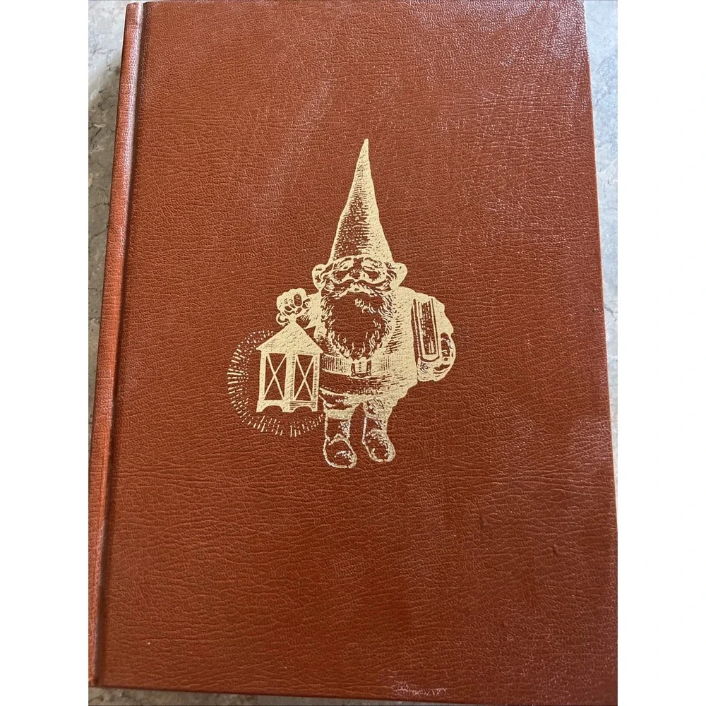Gnomes by Wil Huygen and Rien Poortvliet 1977 Hardcover SIGNED